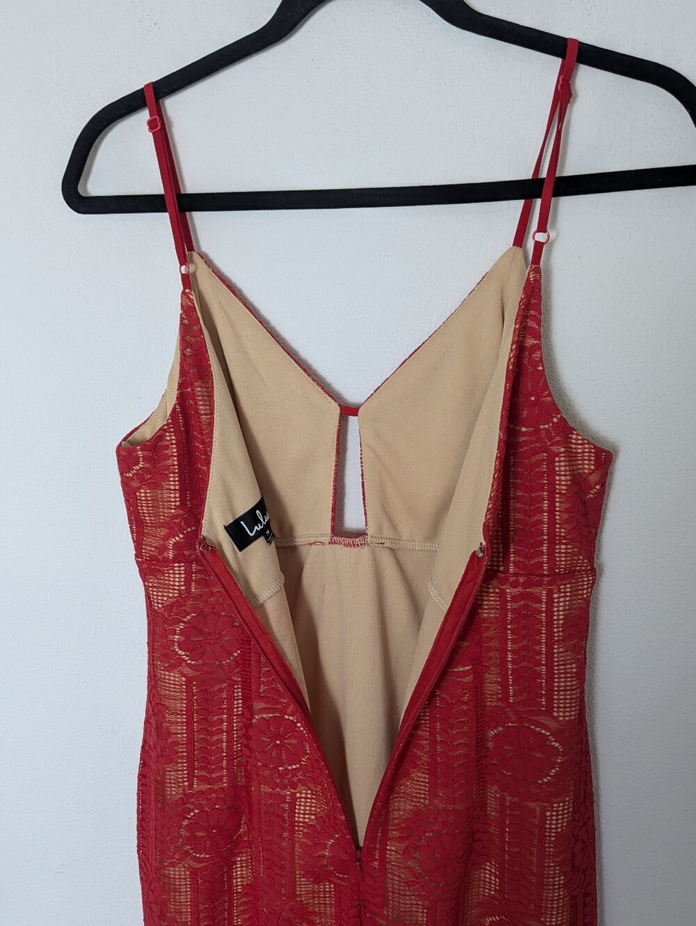 Lulus Avianna Red and Nude Lace Bodycon Mini Strap Dress Size Medium Sexy EUC - Picture 12 of 16